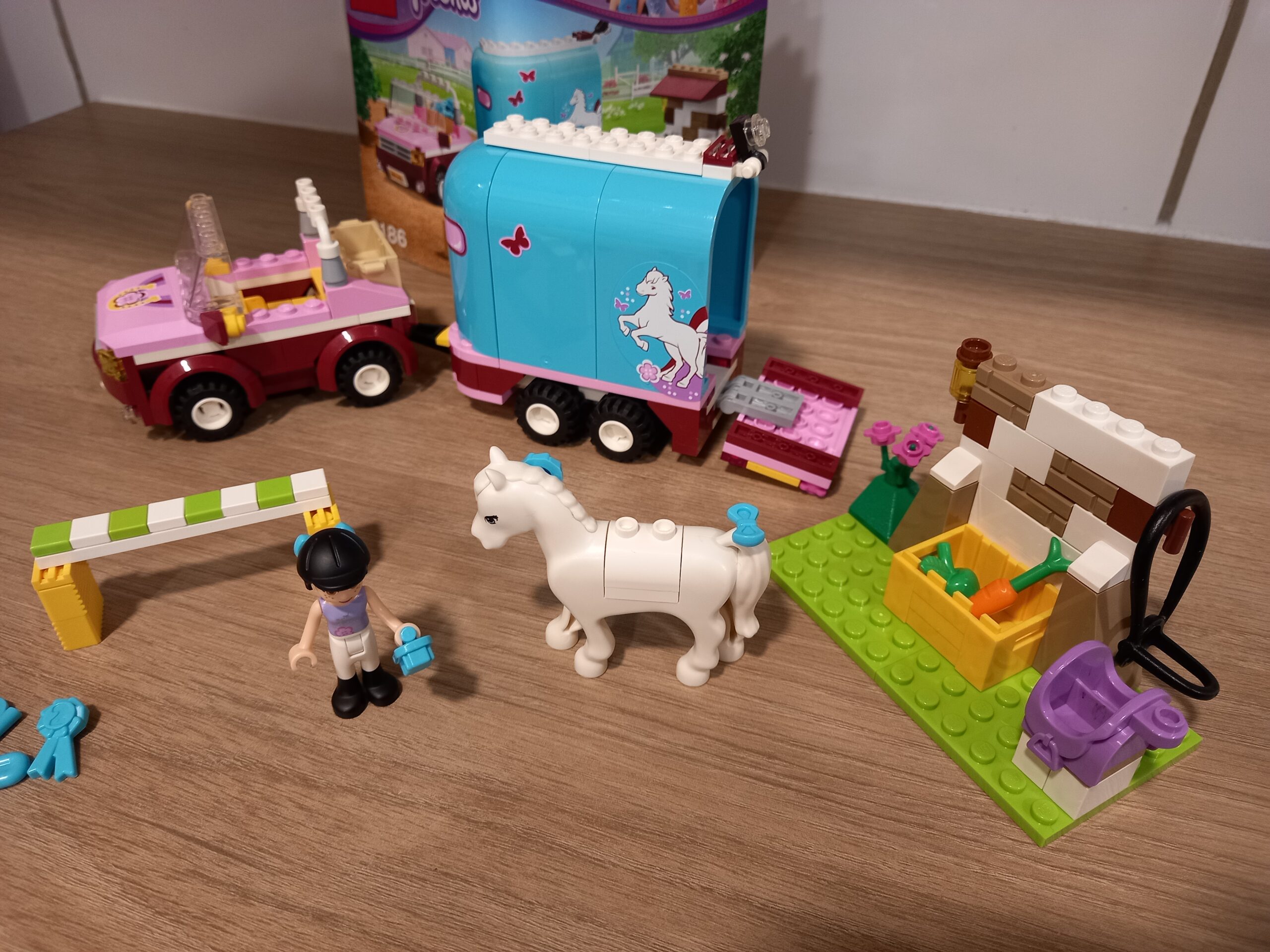 LEGO® Friends 3186 La remorque à chevaux d'Emma (d'occasion) 