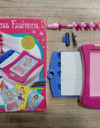 PRINCESS FASHIONS PLAY GO