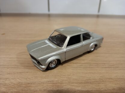 BMW 2002 TURBO SOLIDO