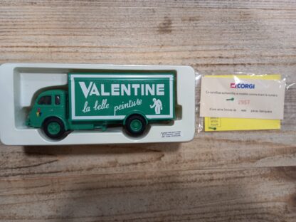 RENAULT FAINEANT FOURGON VALENTINE CORGI