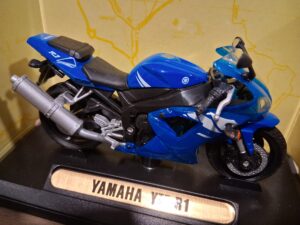 YAMAHA YZF R1 MOTOR MAX