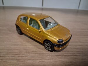 RENAULT CLIO OR BURAGO