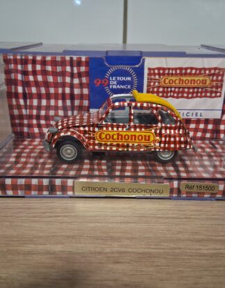 2 CV6 COCHONOU TOUR DE FRANCE ref 151500 NOREV