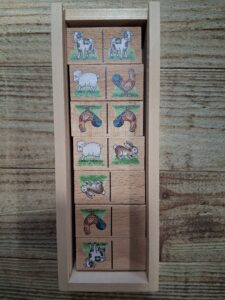 DOMINOS EN BOIS ANIMAUX DE LA FERME