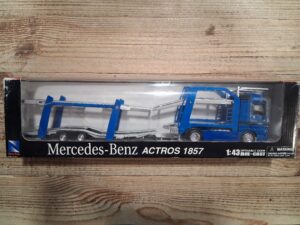MERCEDES ACTROS 1857 CAMION PORTE VOITURES NEW RAY