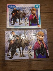 REINE DES NEIGES PUZZLE 99 P KING