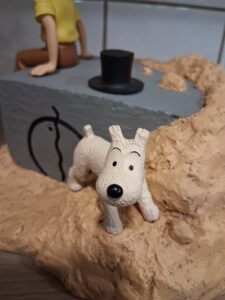 TINTIN ET LA PORTE DU TOMBEAU