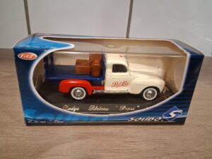 DODGE PLATEAU PEPSI SOLIDO