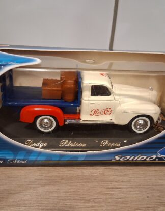 DODGE PLATEAU PEPSI SOLIDO