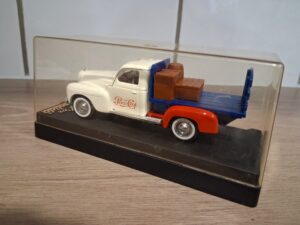 DODGE PLATEAU PEPSI SOLIDO